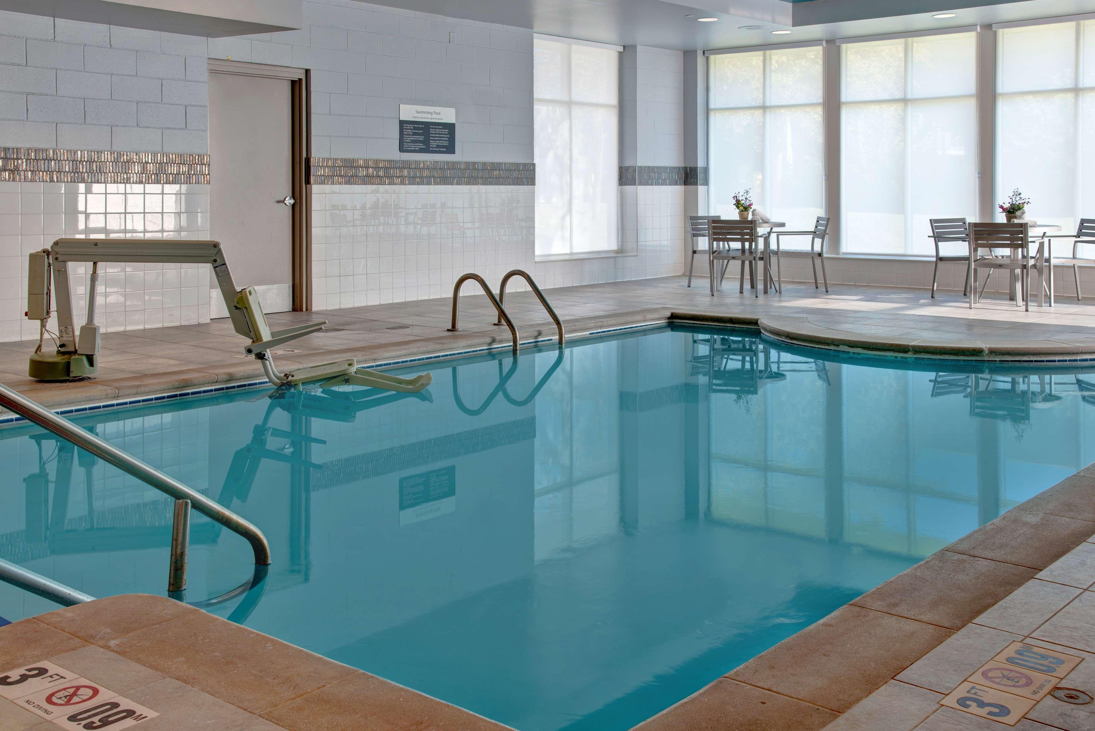 Hilton Garden Inn Kansas City/Kansas Екстер'єр фото