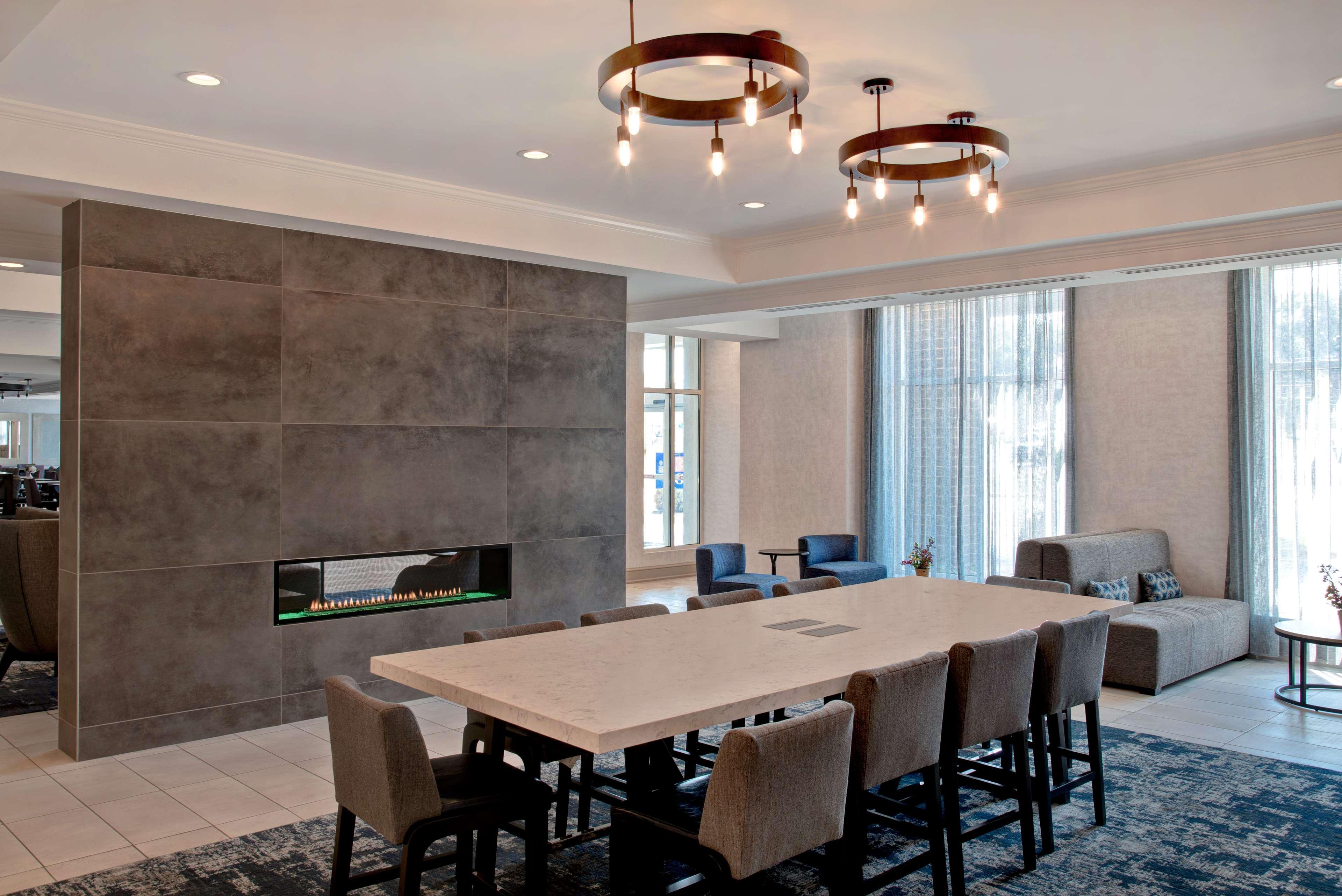 Hilton Garden Inn Kansas City/Kansas Екстер'єр фото