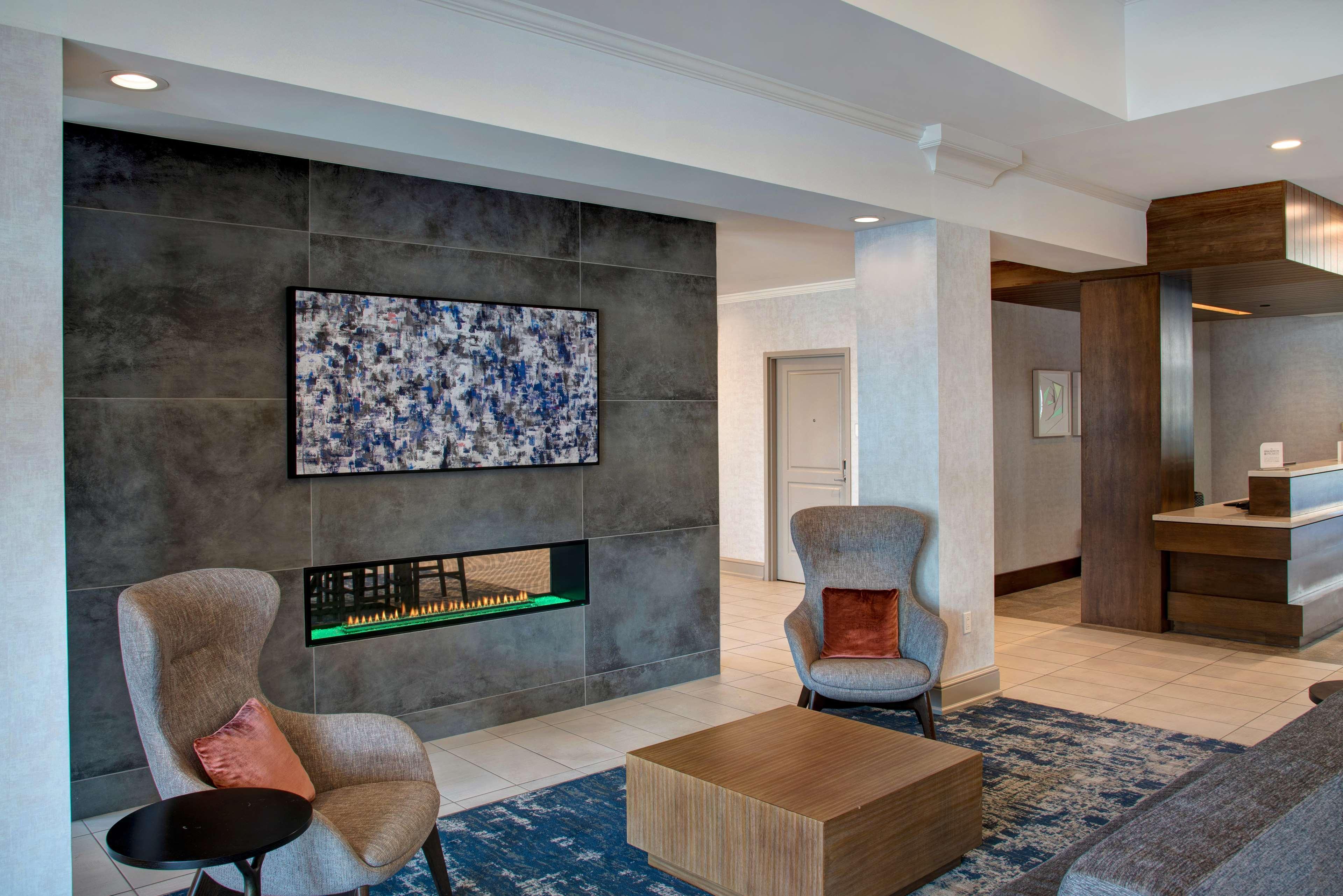 Hilton Garden Inn Kansas City/Kansas Екстер'єр фото