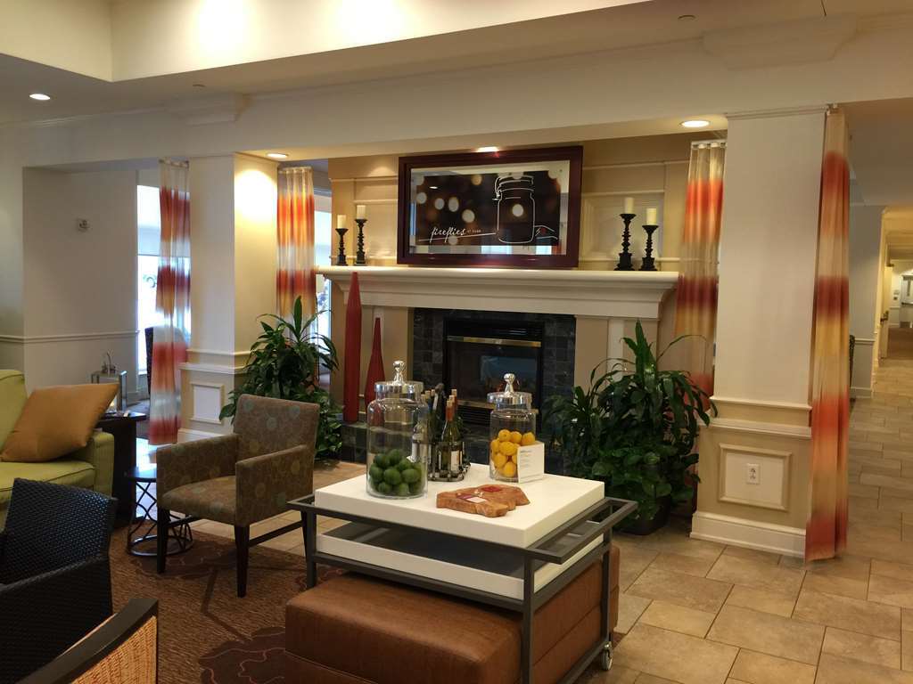 Hilton Garden Inn Kansas City/Kansas Інтер'єр фото