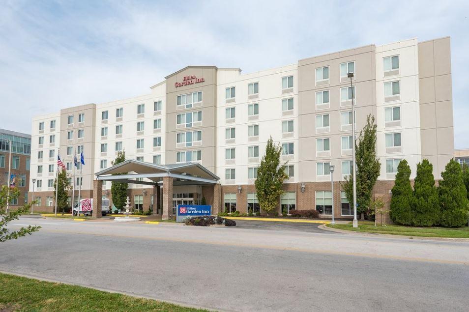 Hilton Garden Inn Kansas City/Kansas Екстер'єр фото